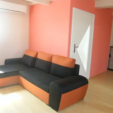 Fortuna Apartman דירה *
